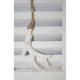 Antler / Gewei wit hangend aan touw (S) 8 cm